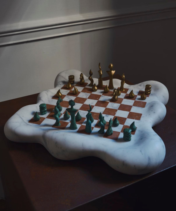 “Through the Looking Glass” by Irene Cattaneo.