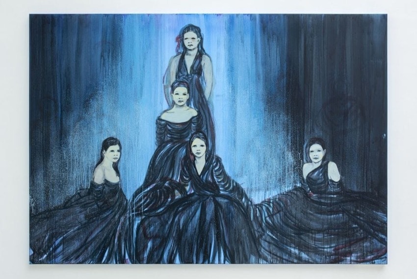 Painting of five women in dark dresses emerging from a blue-toned background, conveying a mysterious and ethereal atmosphere.