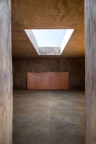 Ximena Garrido Lecca, Realineaciones VI + VII / Realignments VI + VII, (from the series Aleaciones con memoria de forma), 2025.
