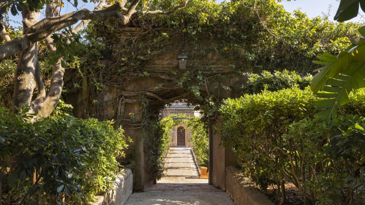Le Grand Jardin, a secluded and serene sanctuary in Cannes.