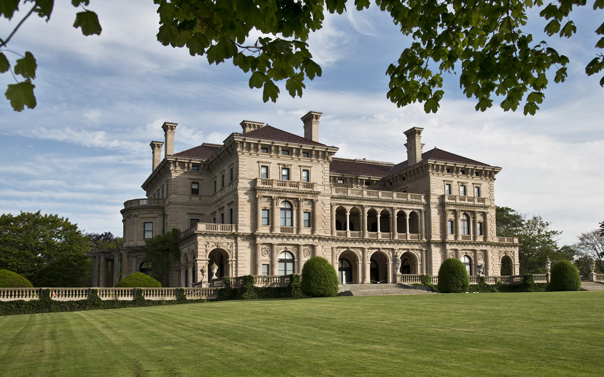 Exterior shot of The Breakers, a Gilded Age mansion in Newport, Rhode Island.