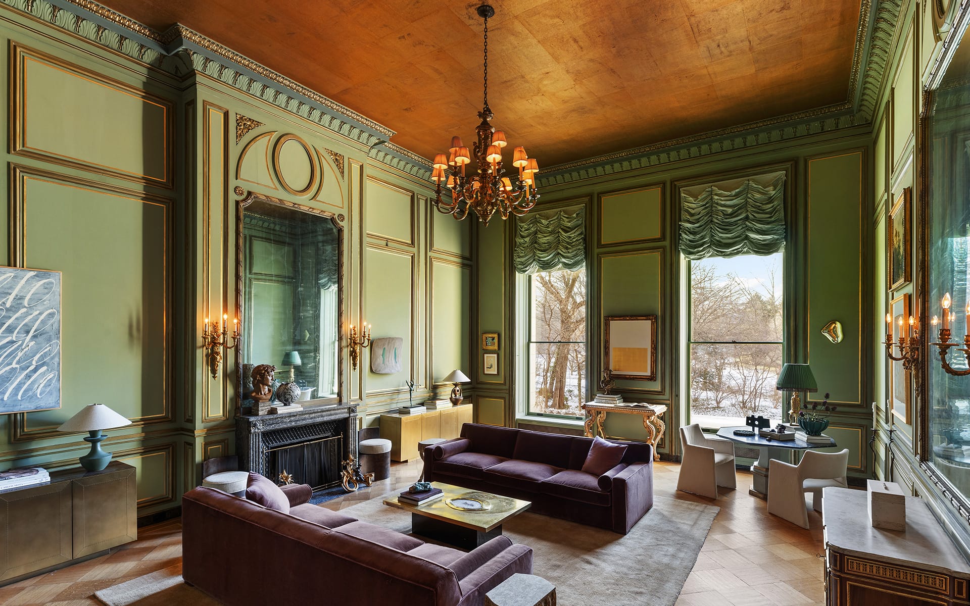 Living area at 973 Fifth Avenue