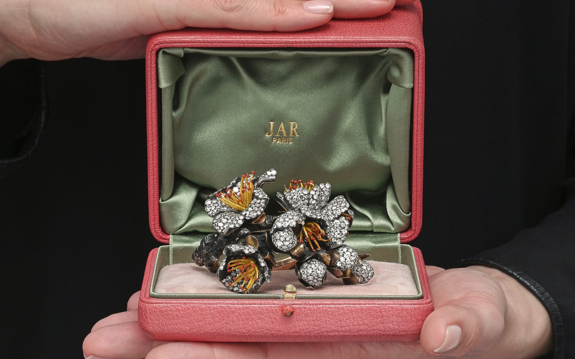 JAR, Diamond ‘Apricot Blossom' Bangle.