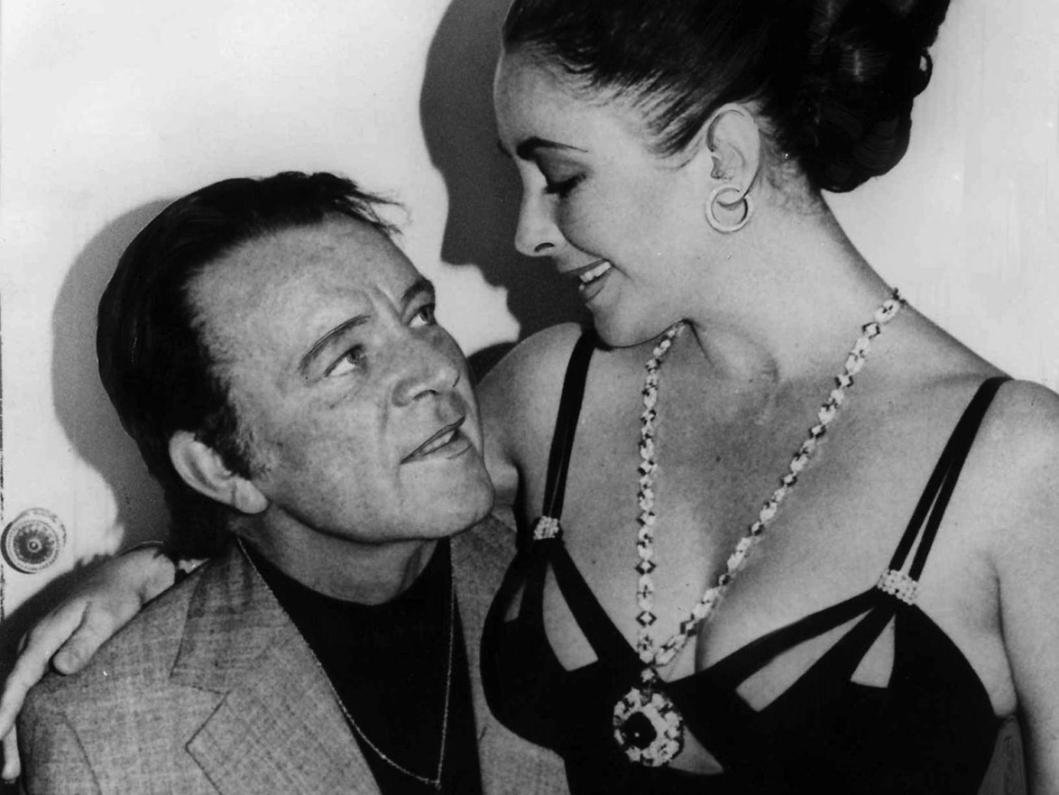 Elizabeth Taylor’s Sapphire and Diamond Sautoir by Bulgari.