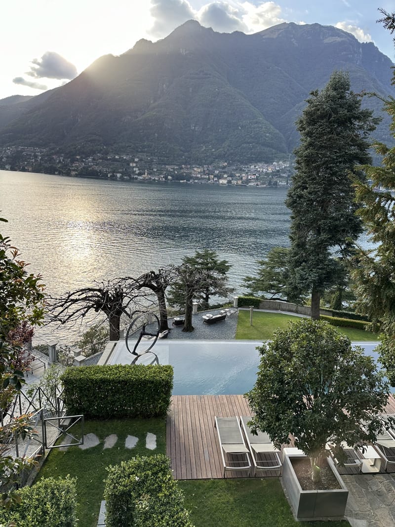 Villa Làrio features 18 suites split between four buildings.