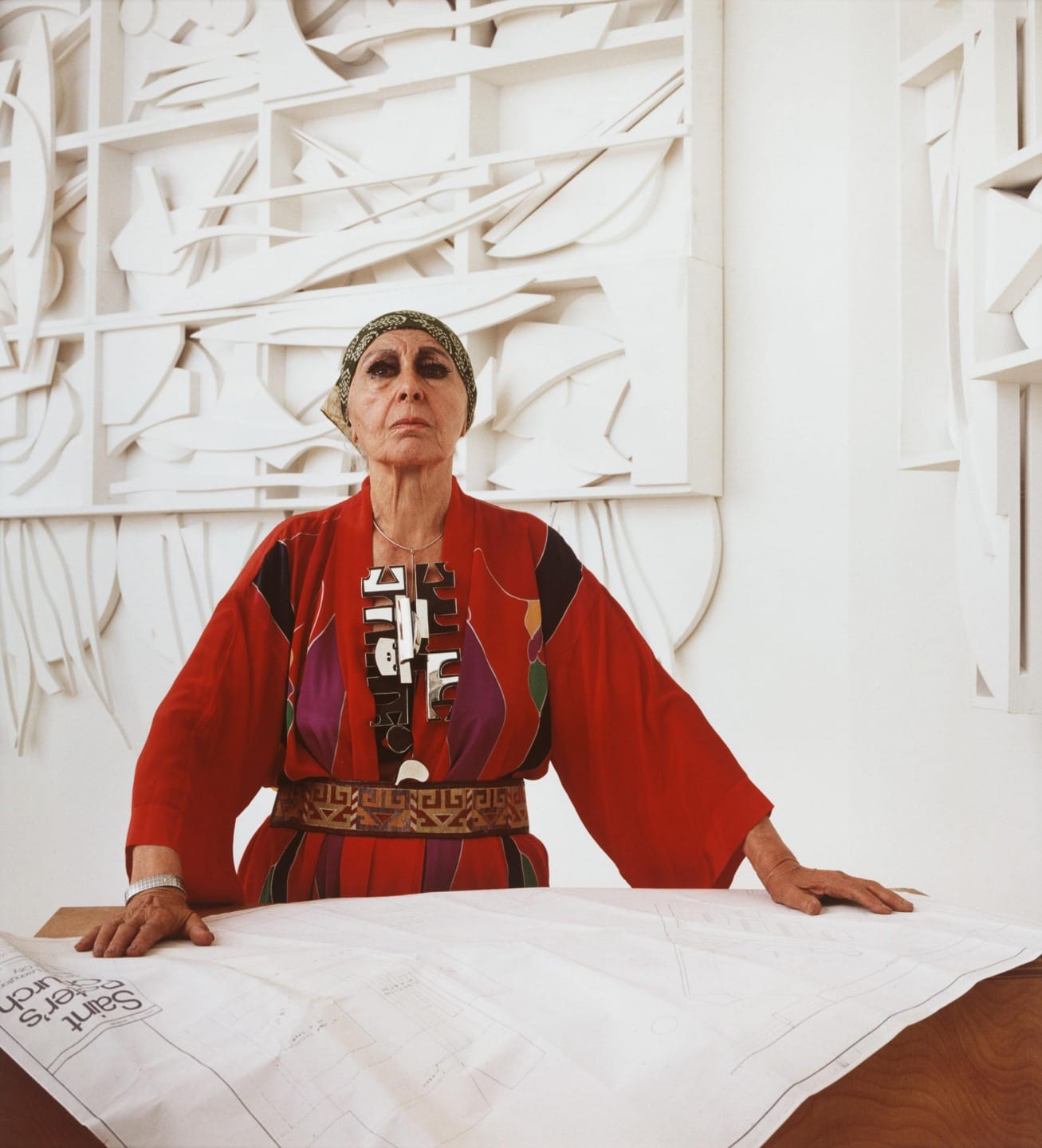 Louise Nevelson photograph by Hans Namut