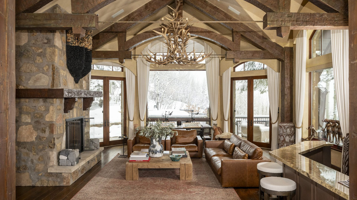 Art collector Jorge Pérez has listed his Aspen home for sale for $30 million.