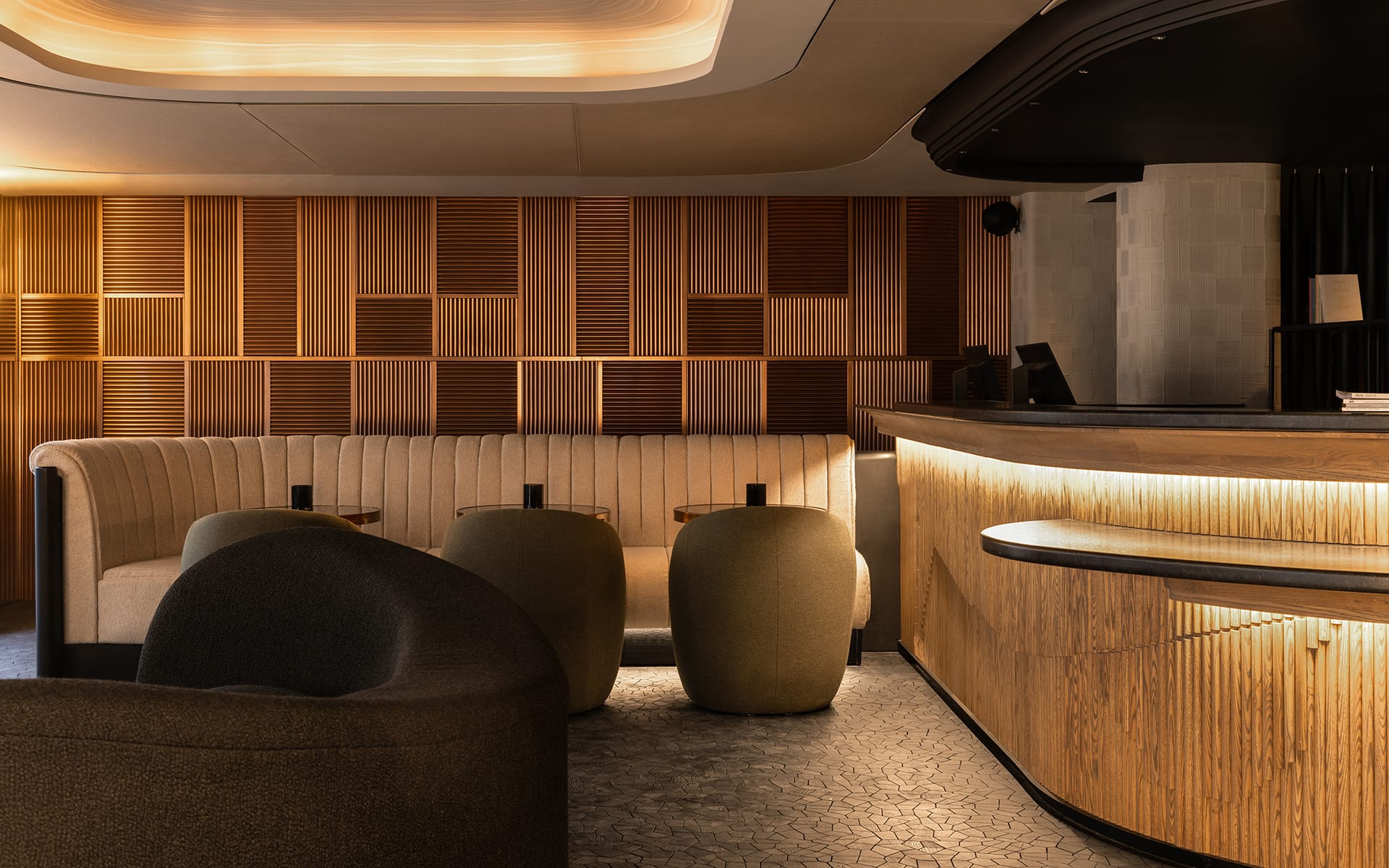 The lobby of Hôtel Dame des Arts is one reason the property made the list of Paris hotels.