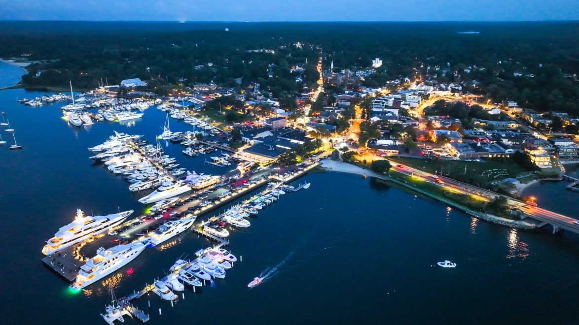 Sag Harbor yachts, night life.