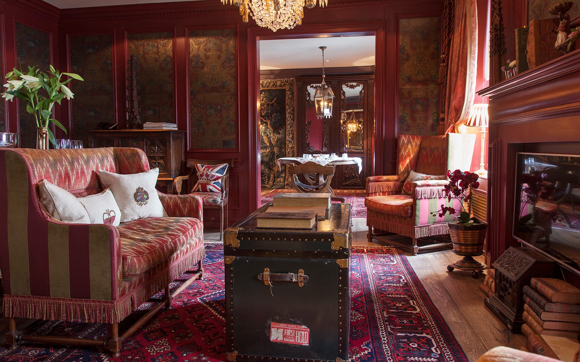 Sitting room at The Witchery by the Castle.