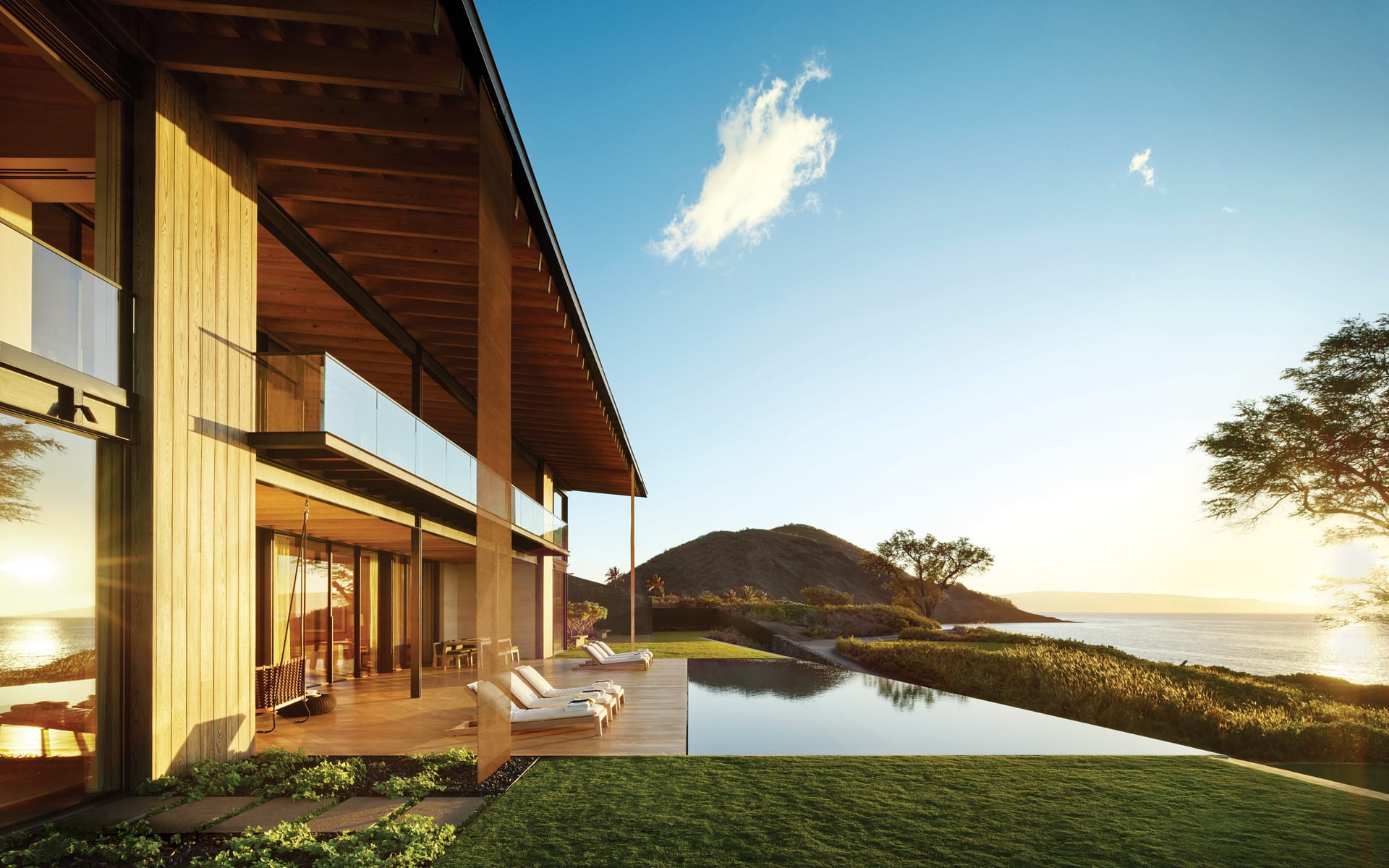 A house on the coast of Maui, Hawaii, conceived by Walker Warner Architects, designer Matthew Leverone, and landscape designer Ron Lutsko Jr.