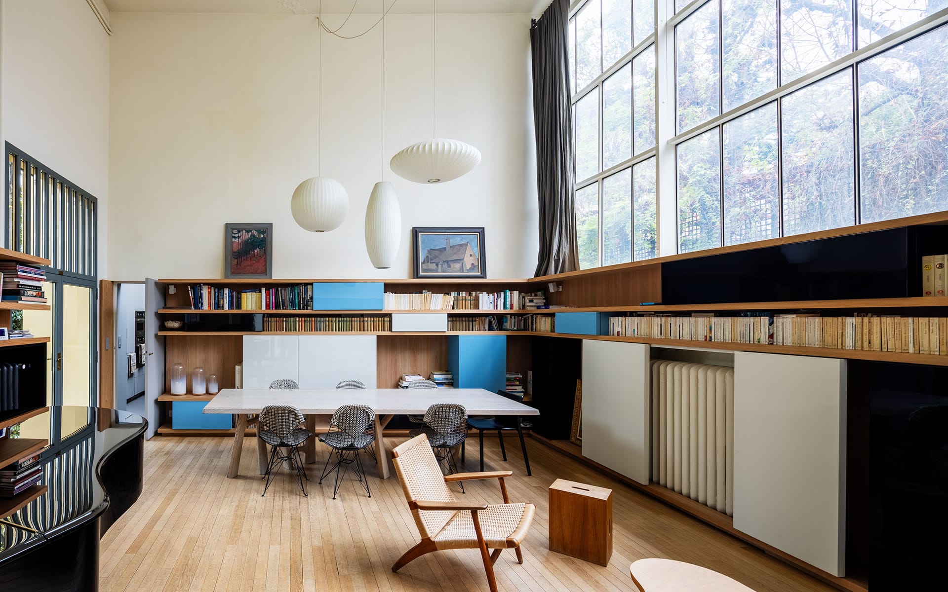 iestchaninoff commissioned renowned architects Le Corbusier and Pierre Jeanneret to design a family home and studio in the ritzy artists’ enclave of Boulogne-Billancourt.