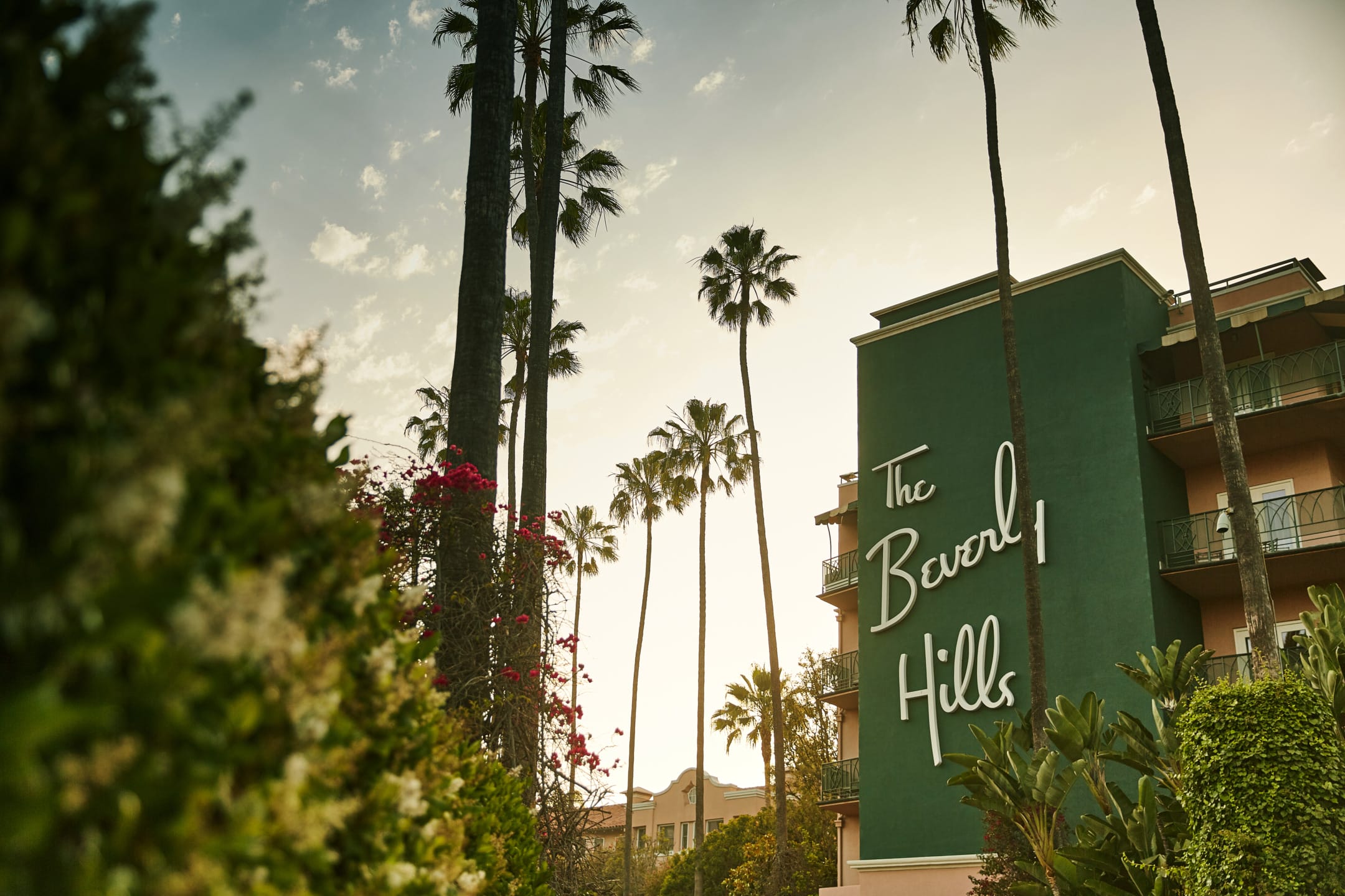 Building Dreams in Beverly Hills: A Discovery Tour of Legendary Architecture