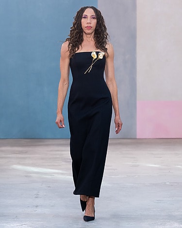 Carolina Herrera Brings Women in the Arts to the Runway for Fall/Winter 2026 - Galerie Magazine Carolina Herrera Brings Women in the Arts to the Runway for Fall/Winter 2026 - Galerie Magazine
