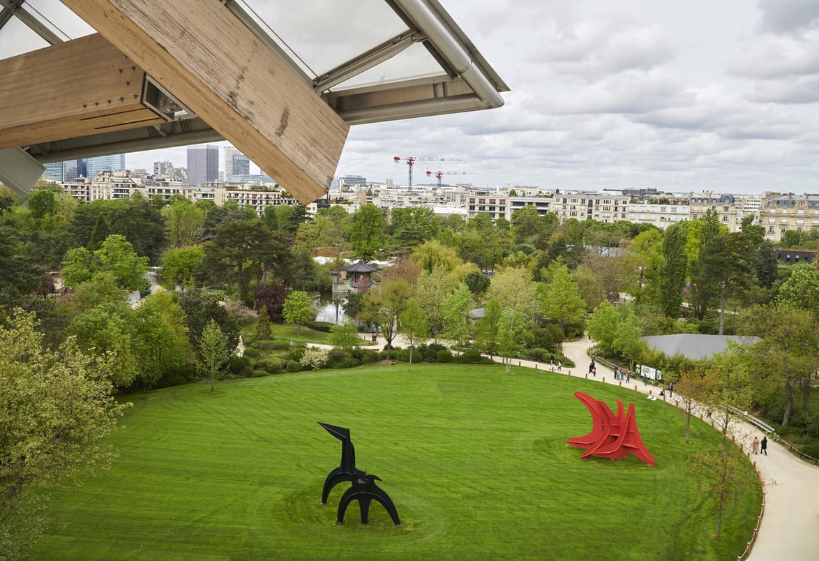 A Landmark Calder Exhibition Goes on View in Paris